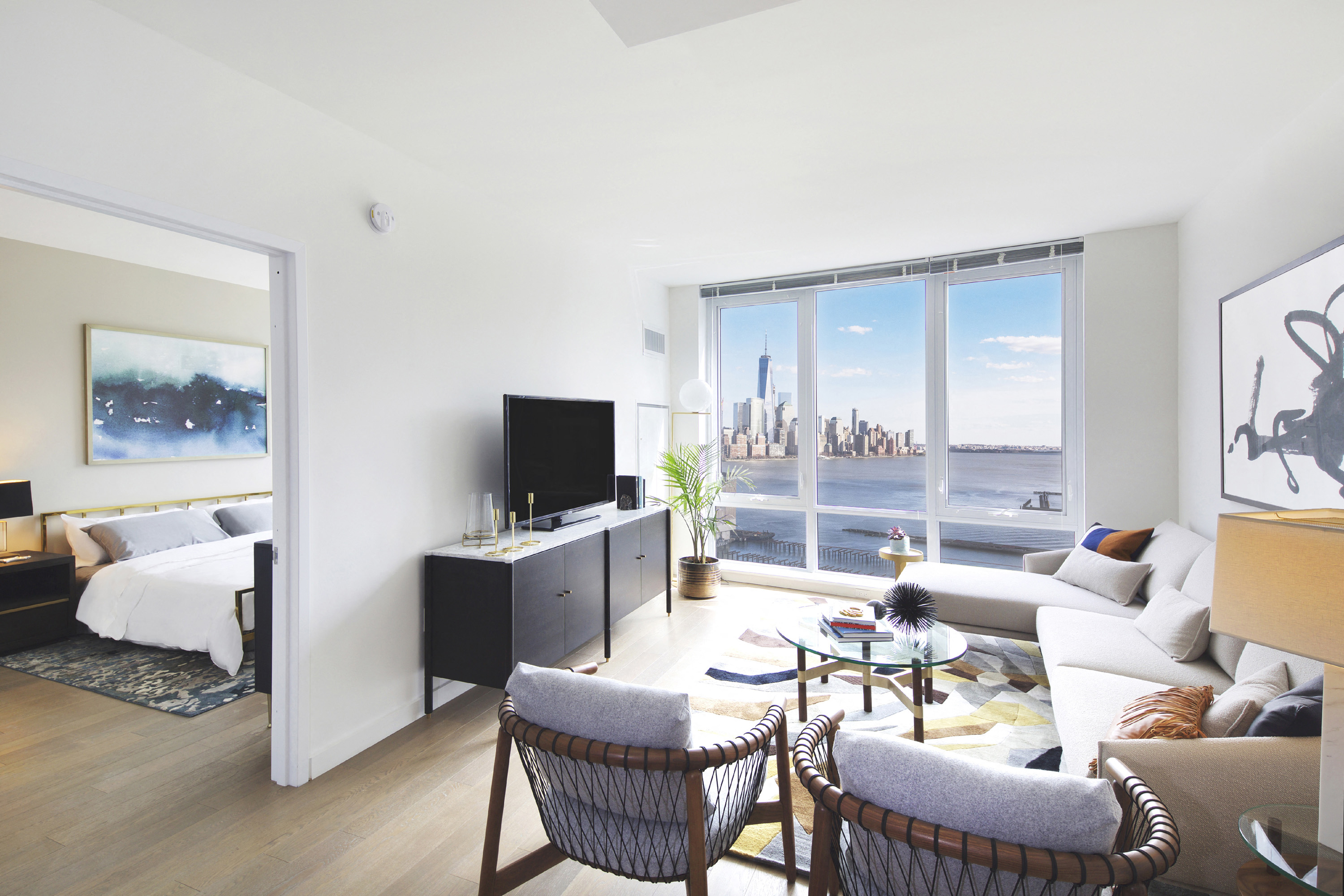 furnished living room with Manhattan viwe